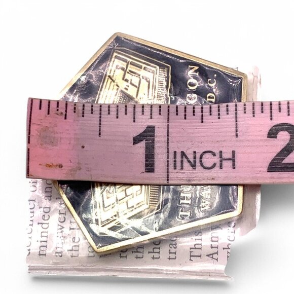 United States Army Pentagon Commemorative Coin By Northwest Territorial Mint - Picture 9 of 9